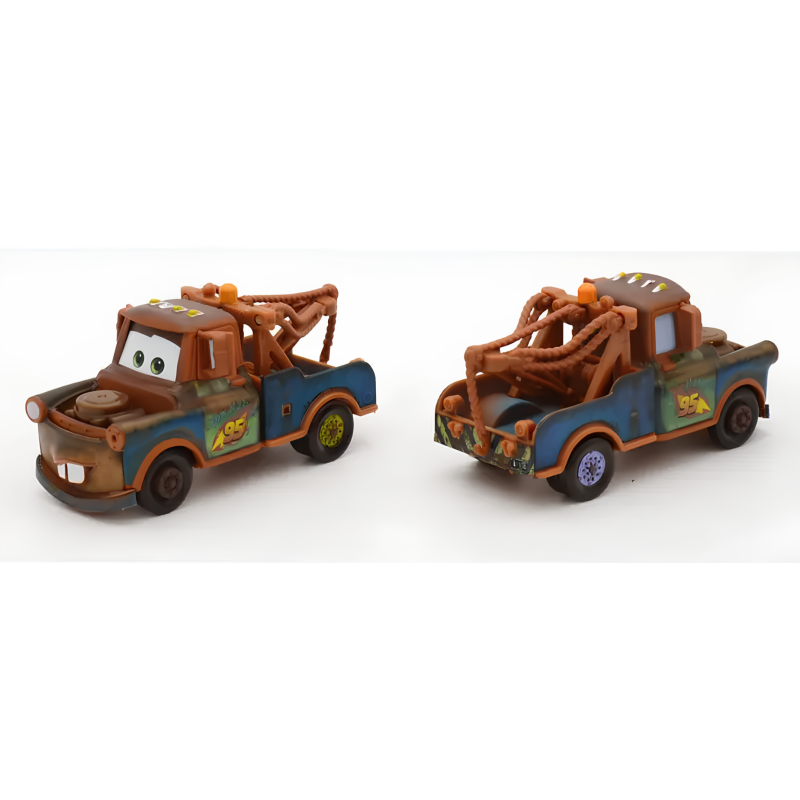 Mater el coche del futuro Mater el coche del futuro tractor de juguete de la caricatura