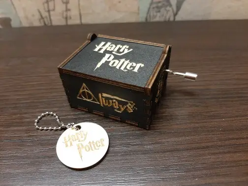 Caja de música Harry Potter diseño exterior